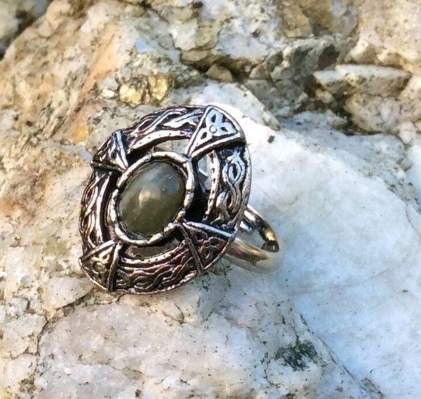 Connemara marble celtic ring